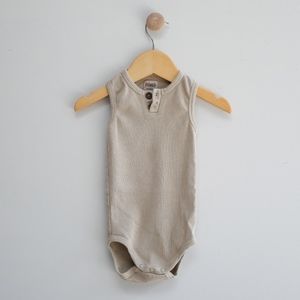 KidWild Vintage Sleeveless Bodysuit 6-12 months